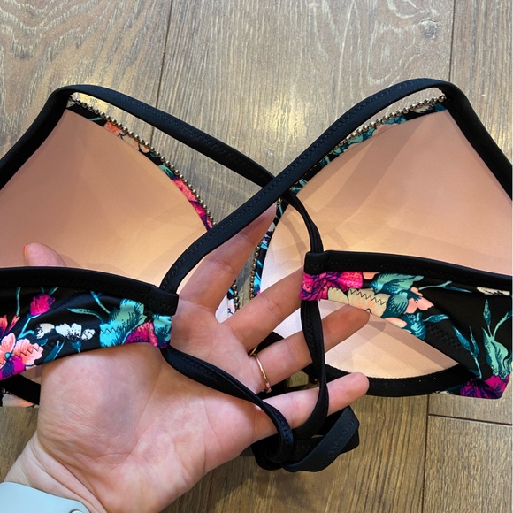 Floral Bikini Top - Picture 3 of 5